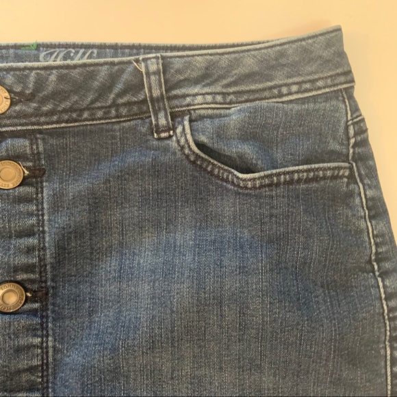 Tommy Hilfiger Blue Denim Jean Button Front Skirt - Picture 4 of 10